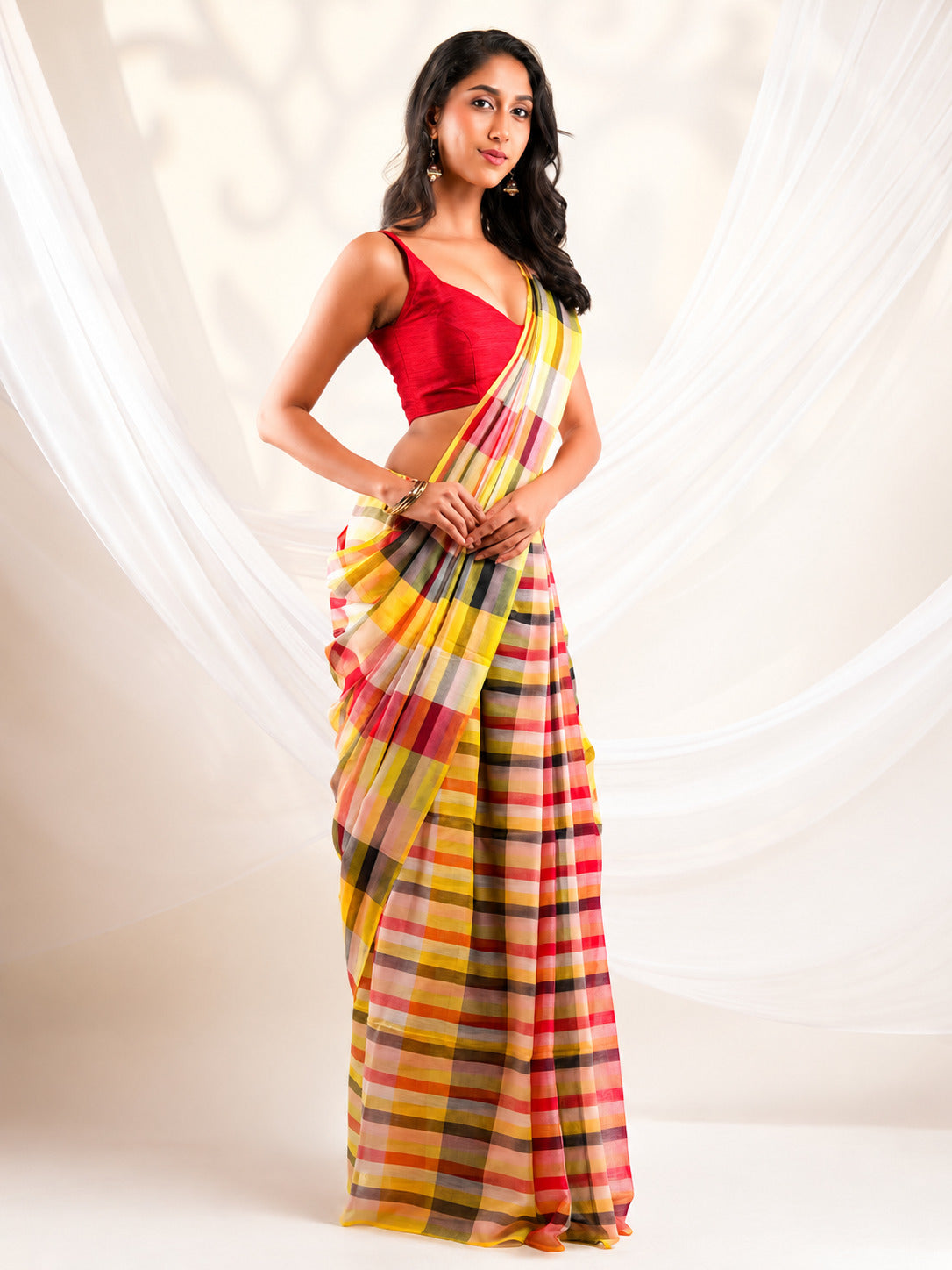 Kyri Black Yellow Red