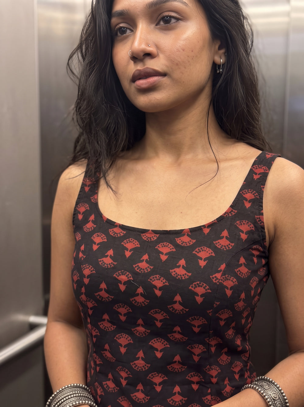 Mirchi Black neckline detail – The Suitable