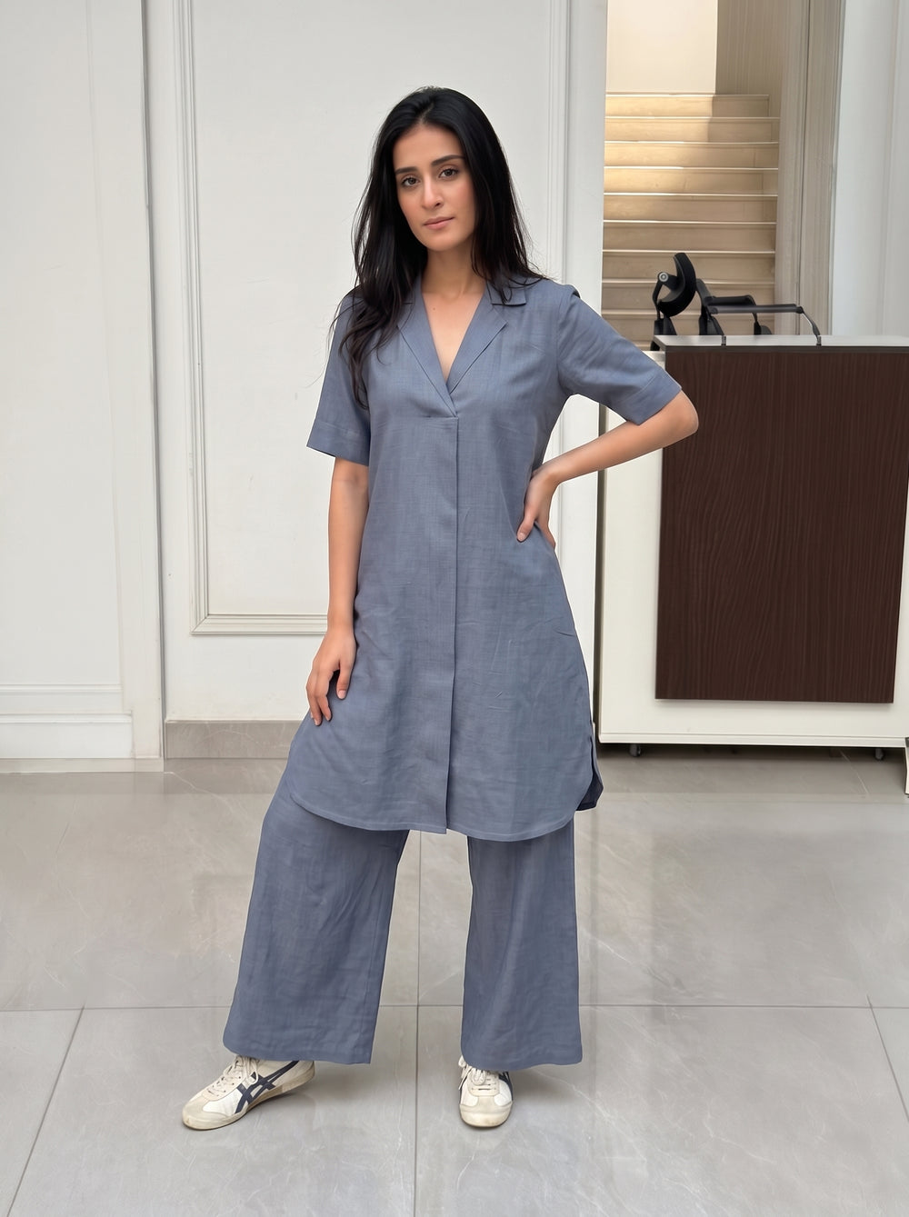 Salt And Pepper Grey styled view 6 – The Suitable