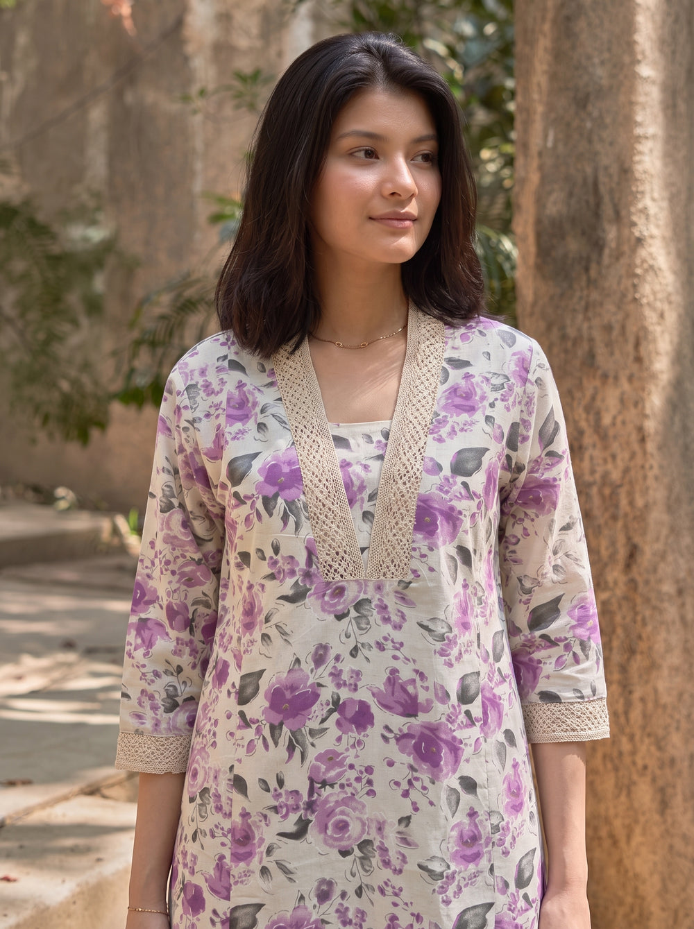 Inaaya Purple Kurta Set neckline detail – The Suitable