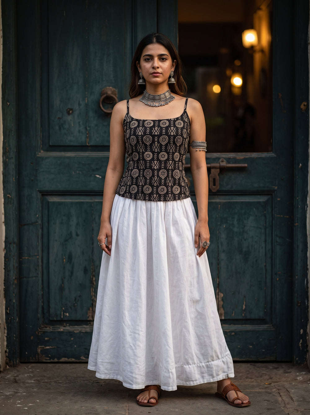 Jalwa Black front view – The Suitable