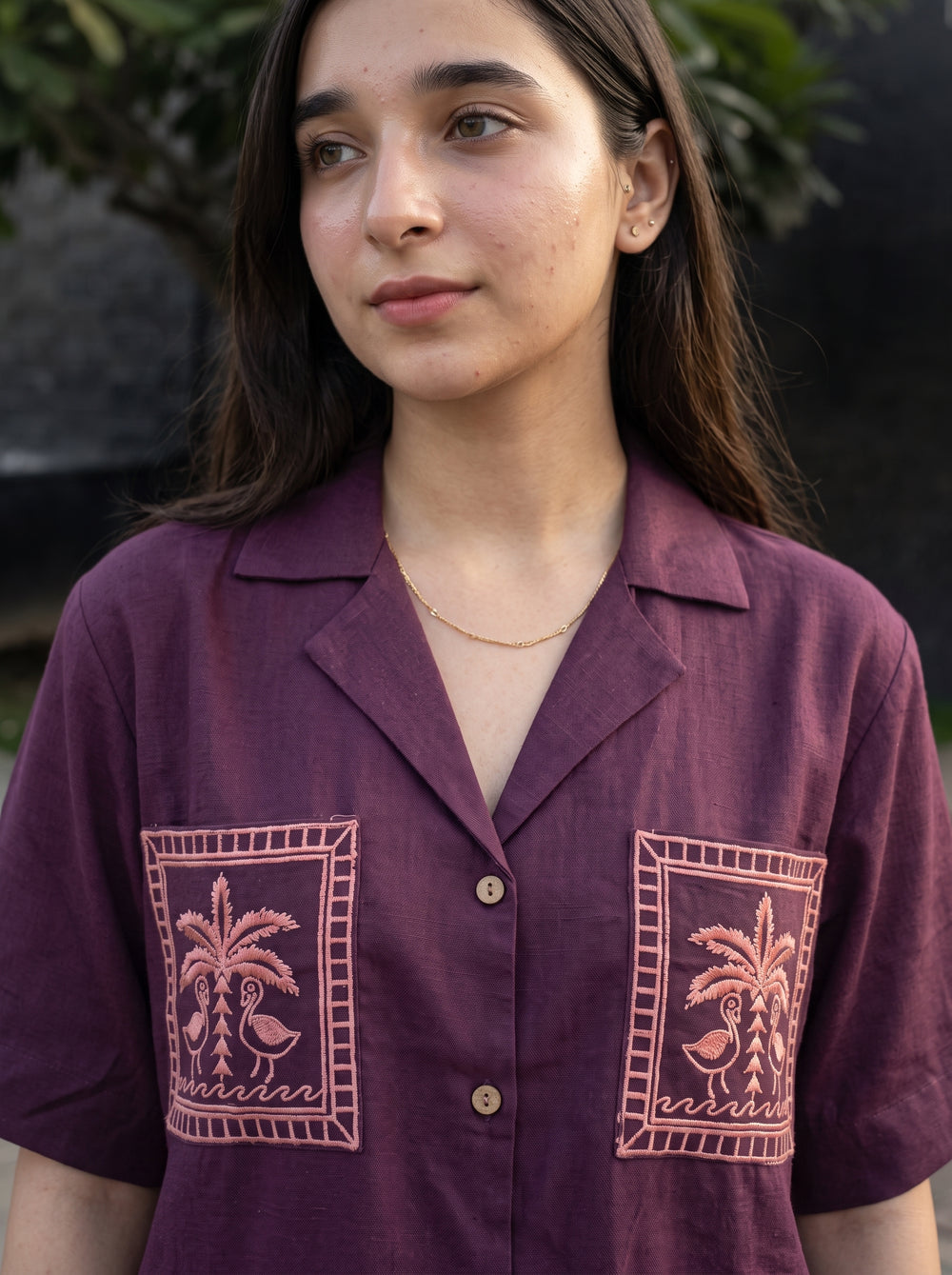 Sftop28 Purple neckline detail – The Suitable