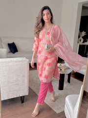 Meher Peach Suit Set styled view 1 – The Suitable