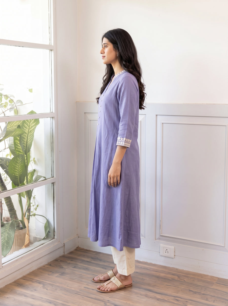Saanvi Purple Kurta Set side view – The Suitable
