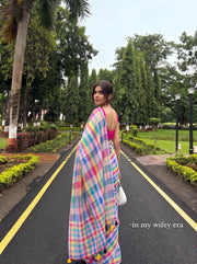 Kyri Blue Pink