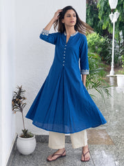 Saanvi Blue Kurta Set styled view – The Suitable