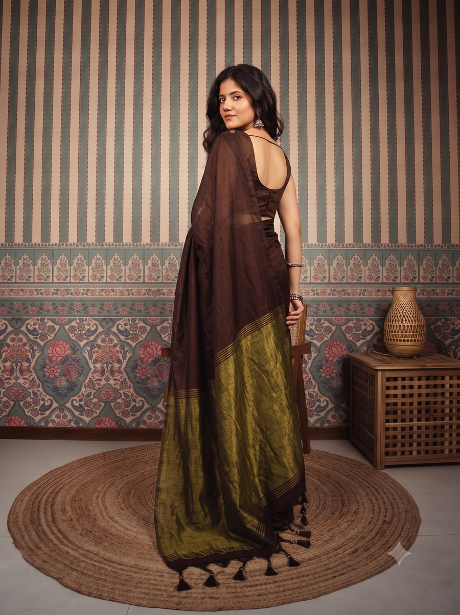 Zora Dark Brown