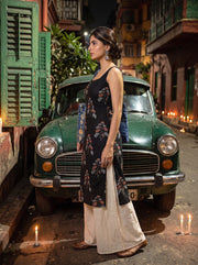 Dilruba Black side view – The Suitable
