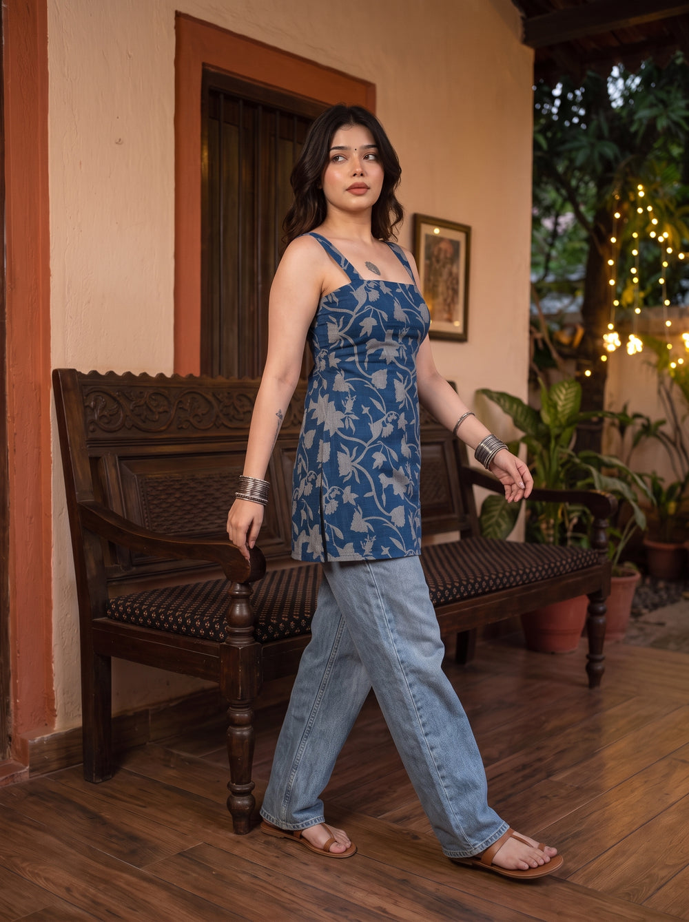 Gulnaar Blue styled view 5 – The Suitable