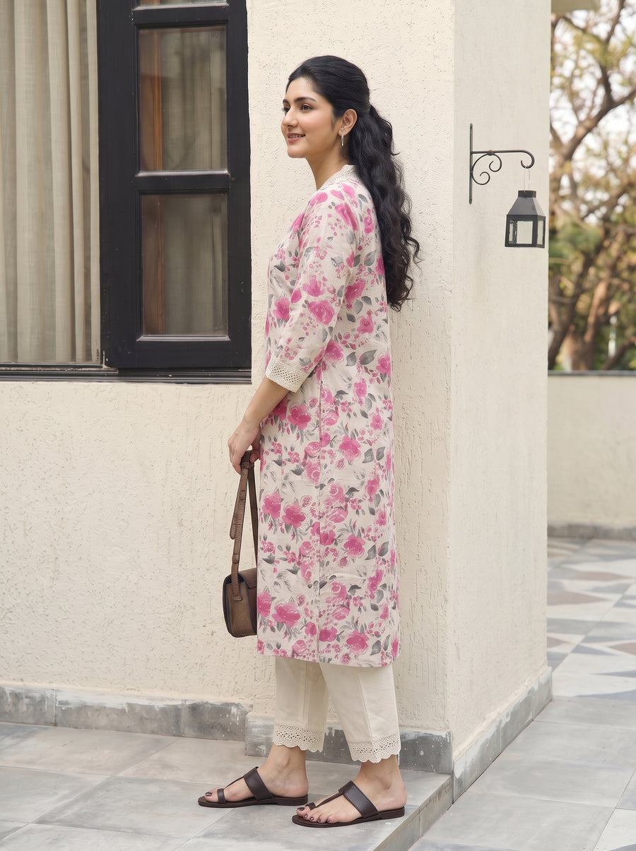 Inaaya Pink Kurta Set side view – The Suitable