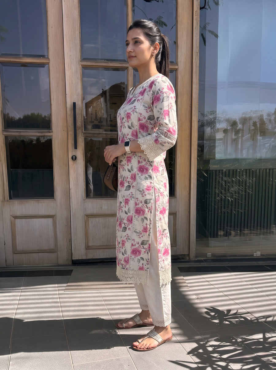 Amaya Pink Kurta Set side view – The Suitable