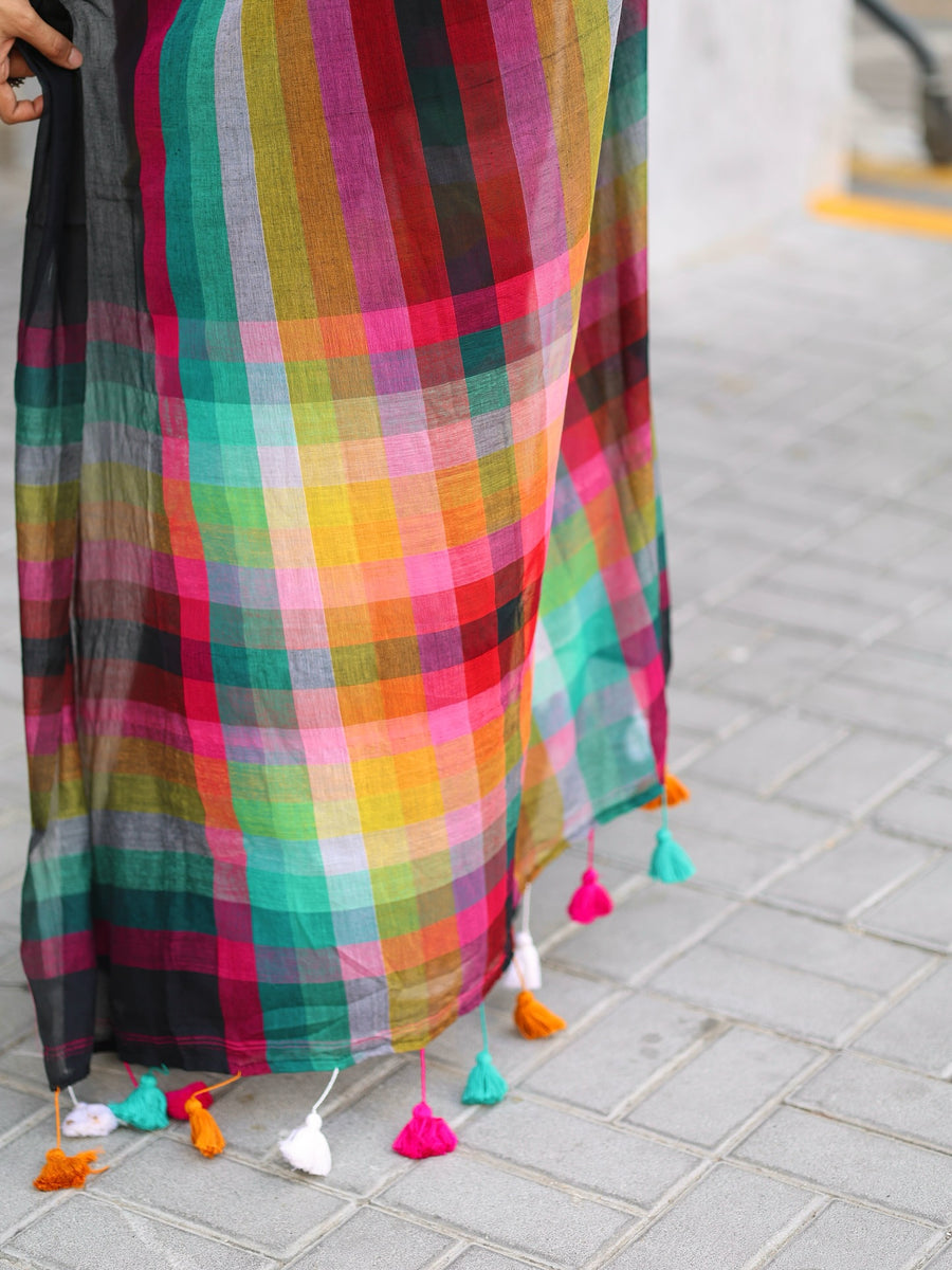 Kyri Black Multi