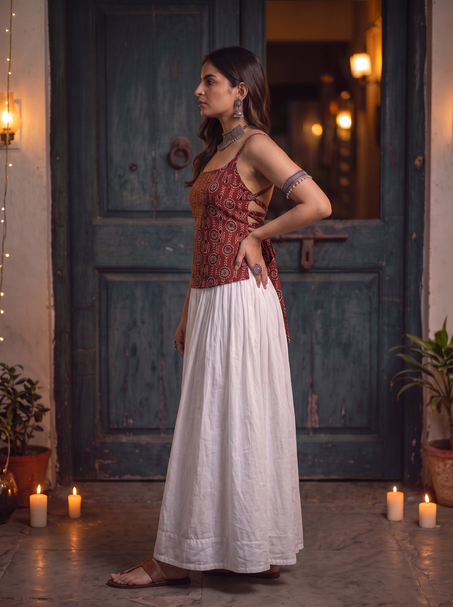 Jalwa Maroon side view – The Suitable