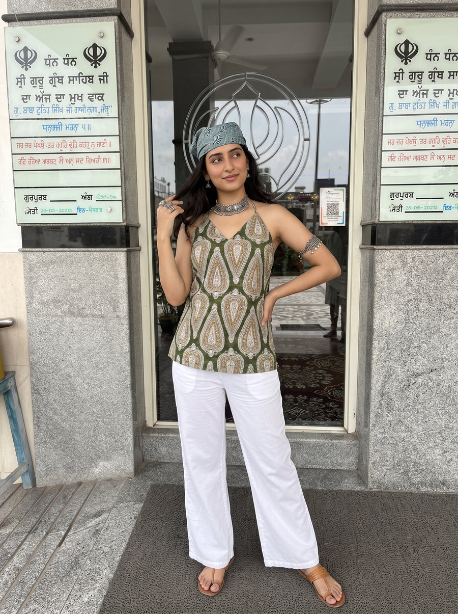 Kashish Moss Green front view – The Suitable