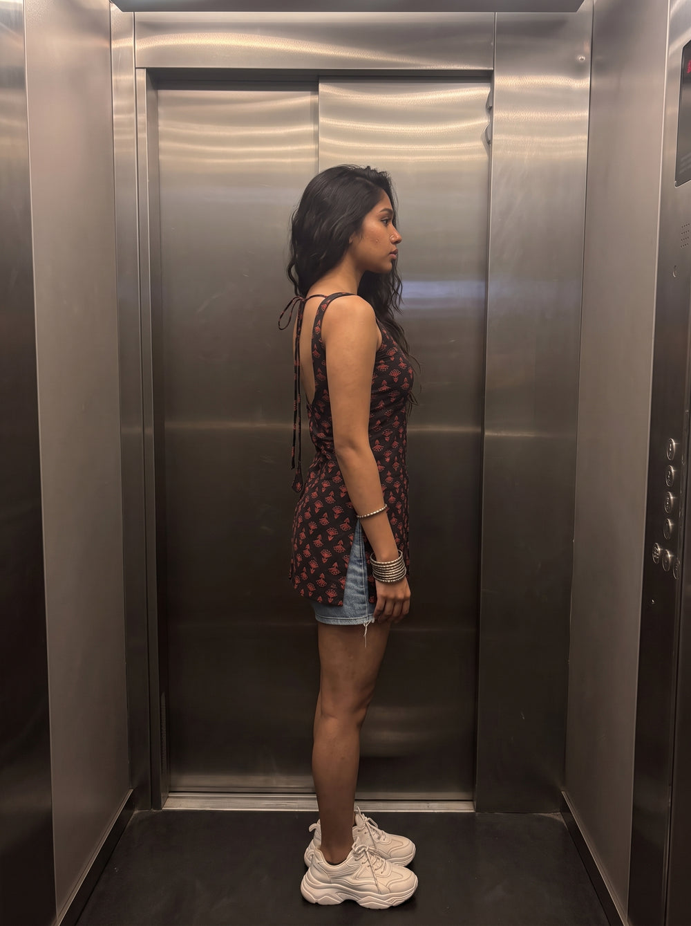 Mirchi Black side view – The Suitable