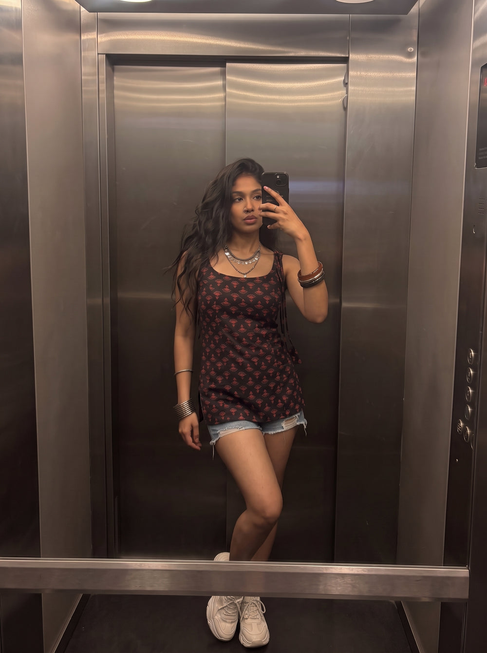 Mirchi Black styled view 6 – The Suitable