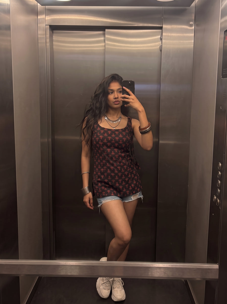 Mirchi Black styled view 6 – The Suitable