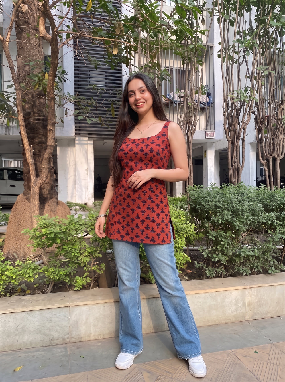 Mirchi Red styled view 5 – The Suitable