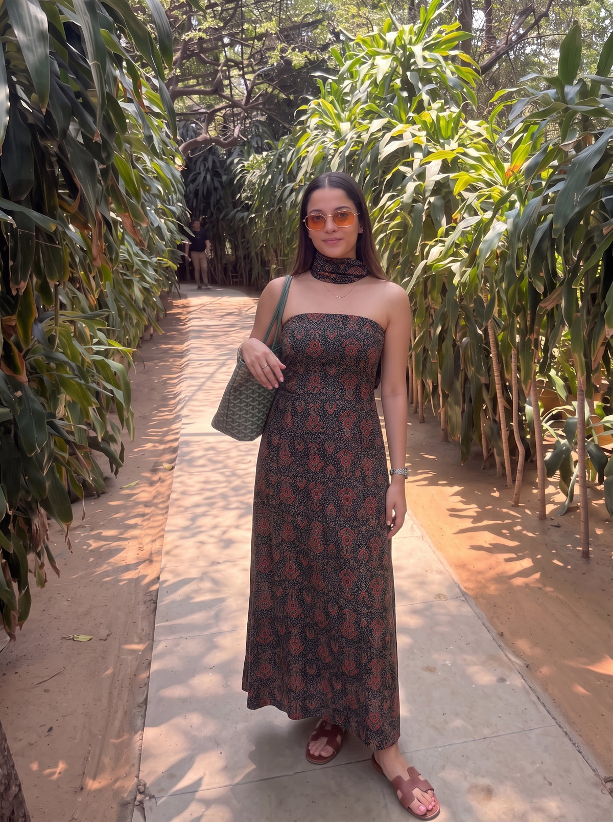 Qayamat Olive back view – The Suitable