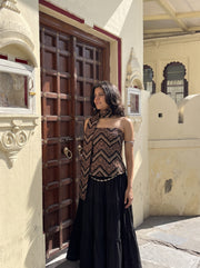 Taweez Black front view – The Suitable