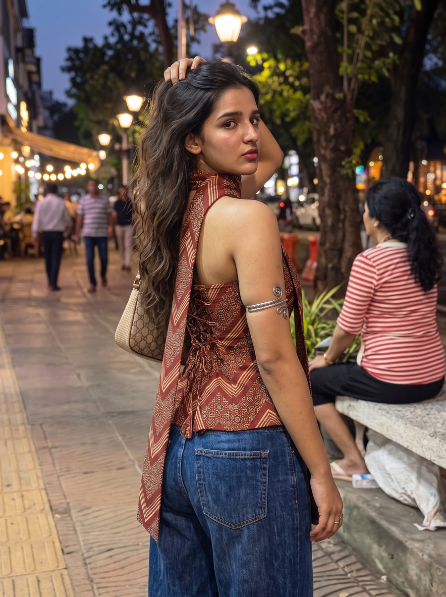 Taweez Crimson Red neckline detail – The Suitable