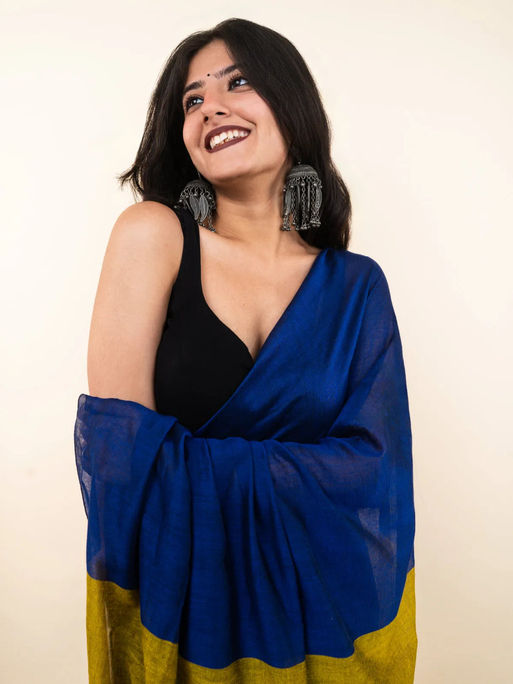 Rumi Navy Gold
