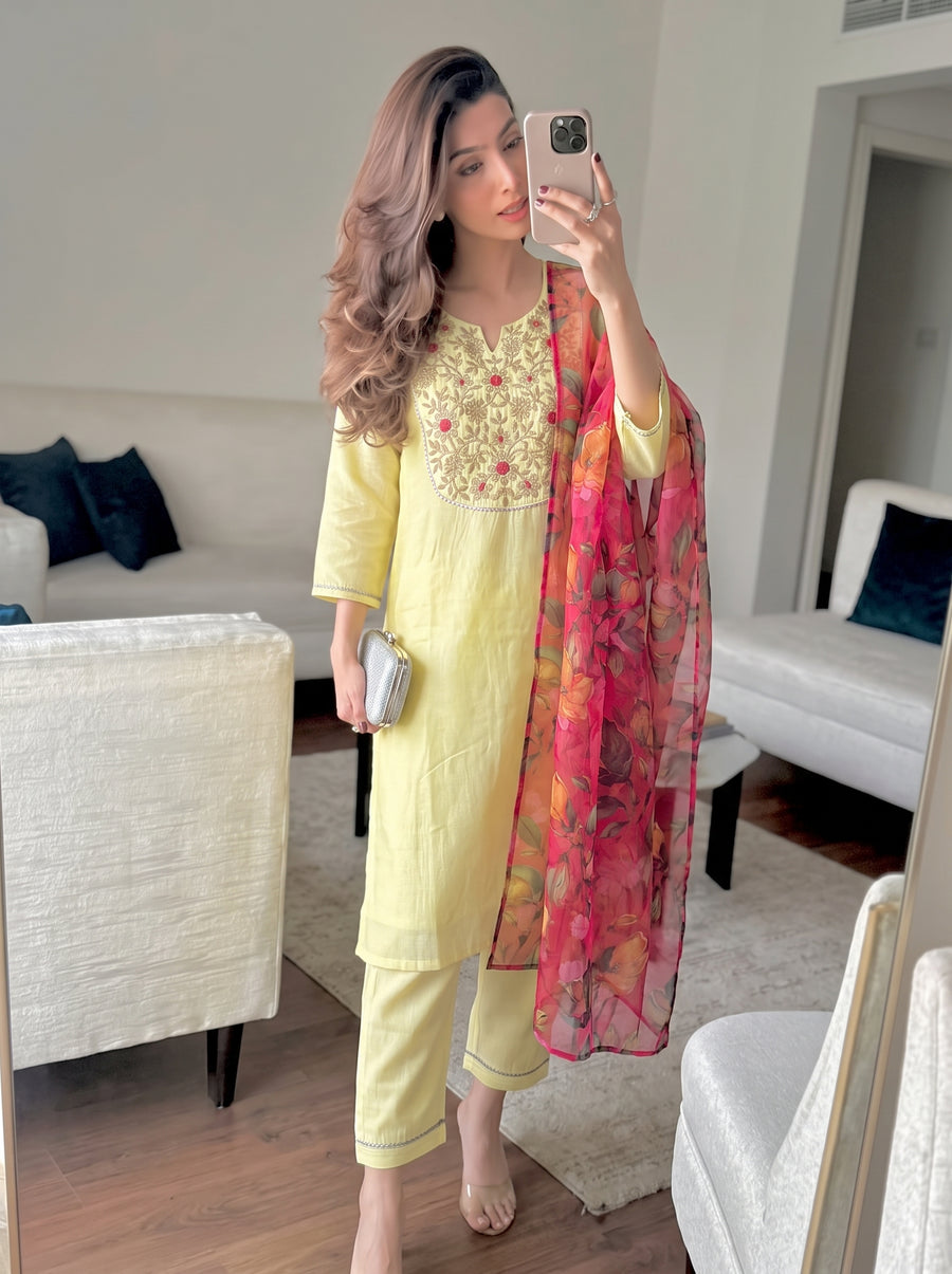 Aayat Butter Yellow Suit Set front view – The Suitable
