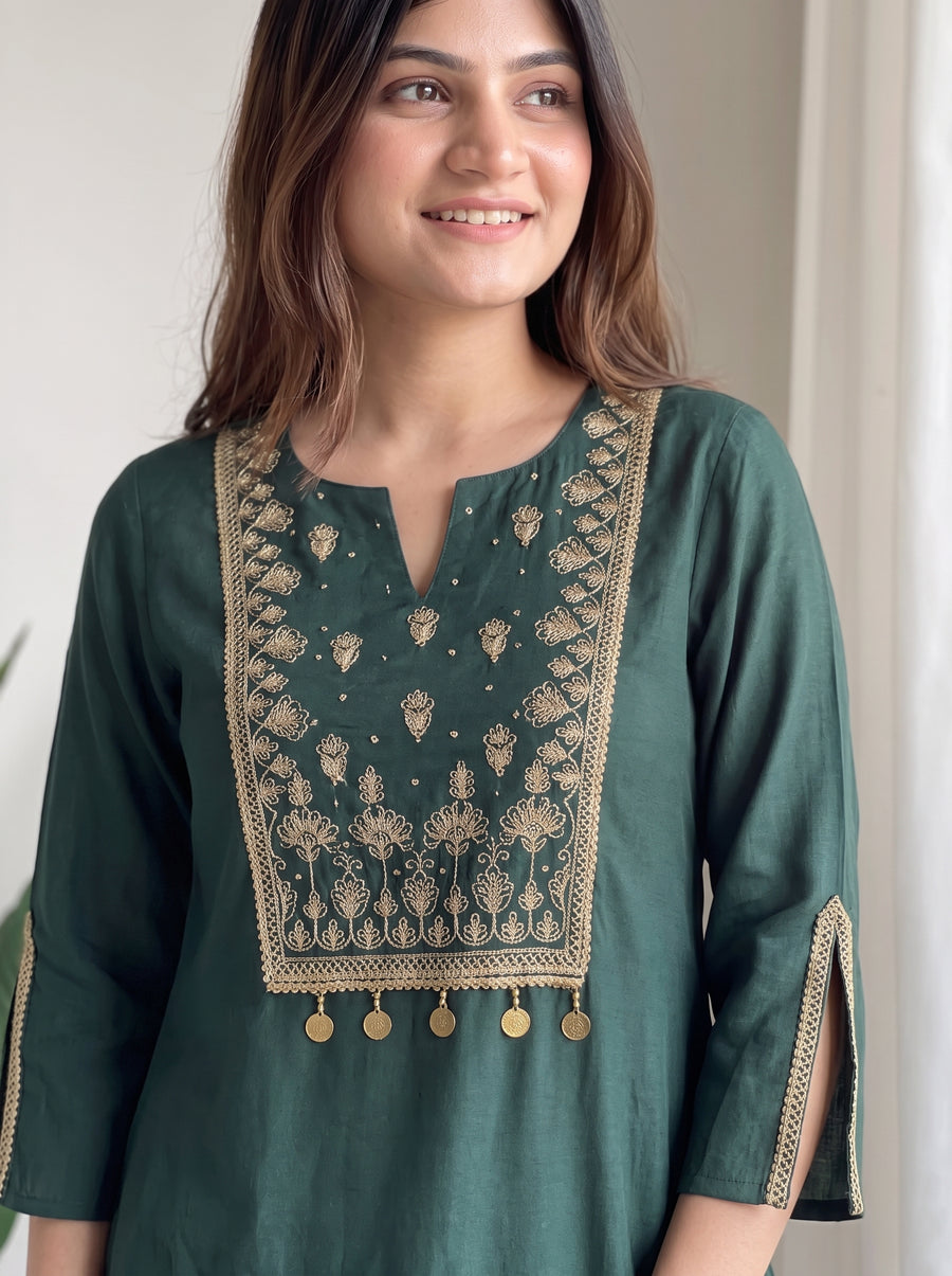 Nayab Dark Green Co-Ord Set neckline detail – The Suitable