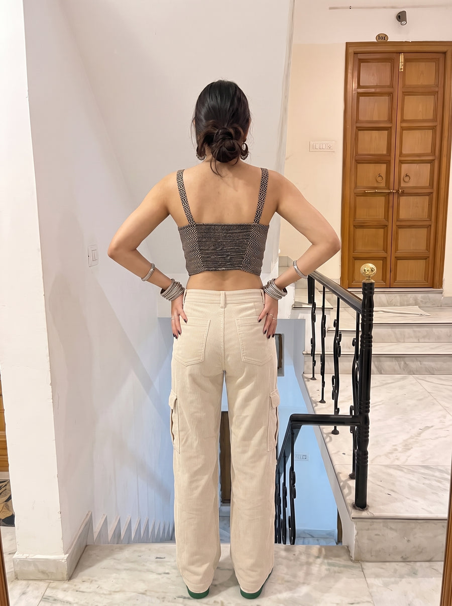 Nakhra Black back view – The Suitable